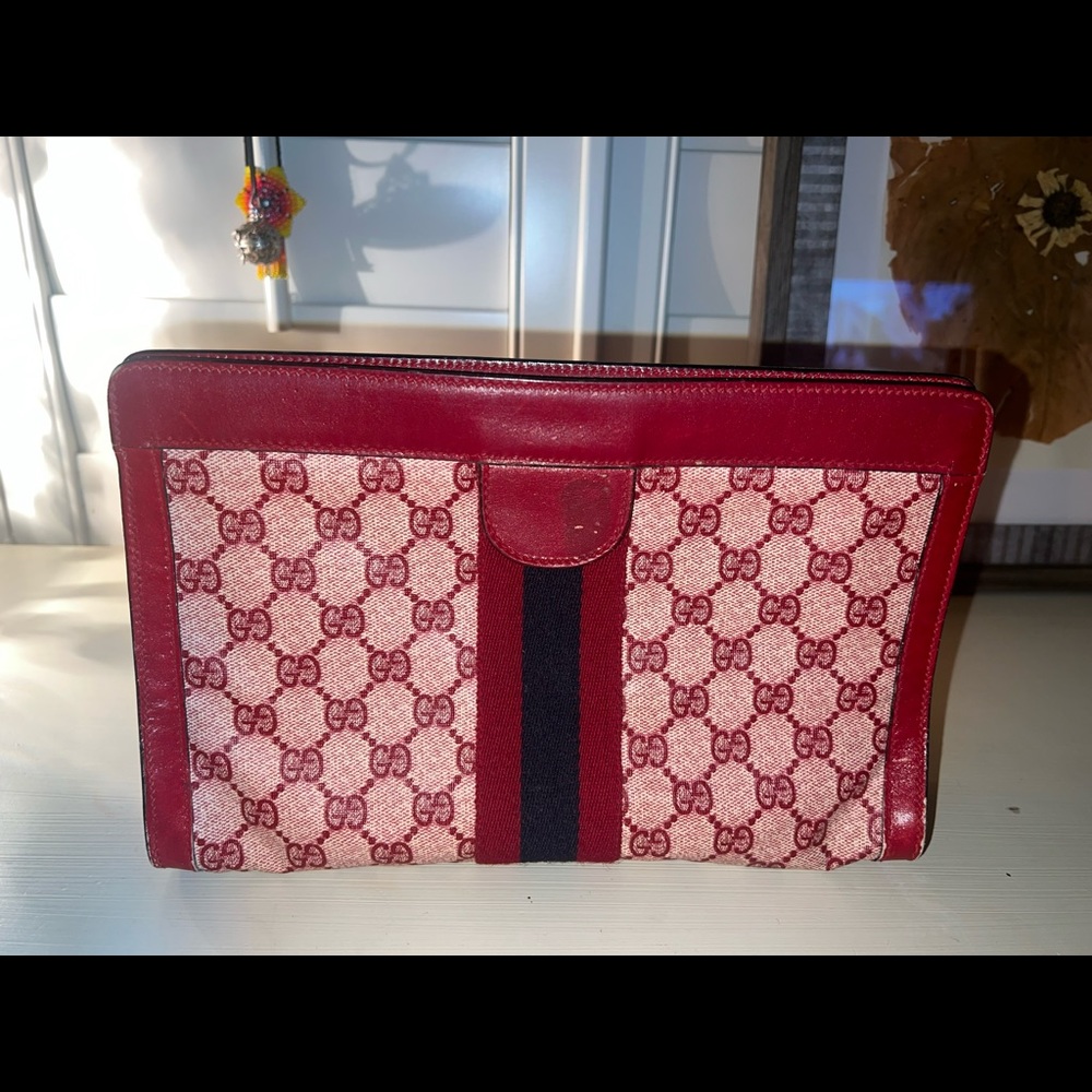 Authentic Vintage Gucci XL GG Monogram Clutch - Picture 2 of 5